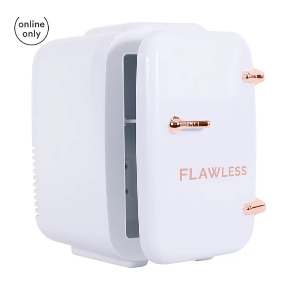Flawless mini fridge